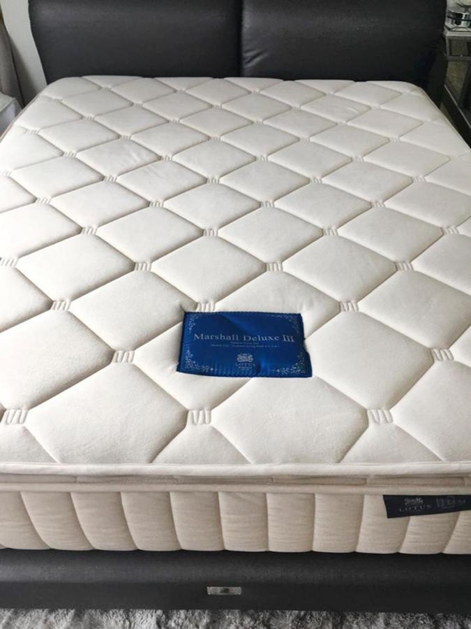 The Base Deluxe Kingsize Lejlighed Pattaya Eksteriør billede