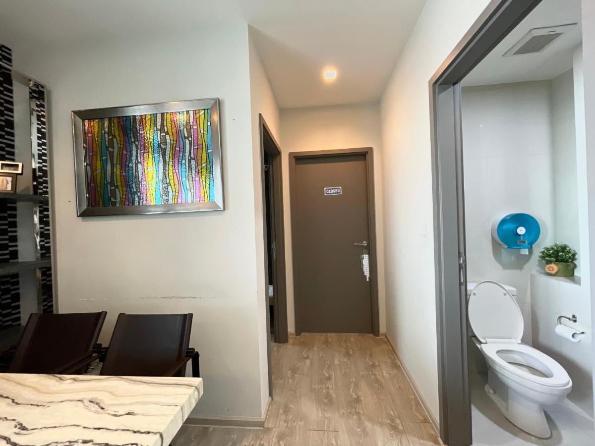 The Base Deluxe Kingsize Lejlighed Pattaya Eksteriør billede