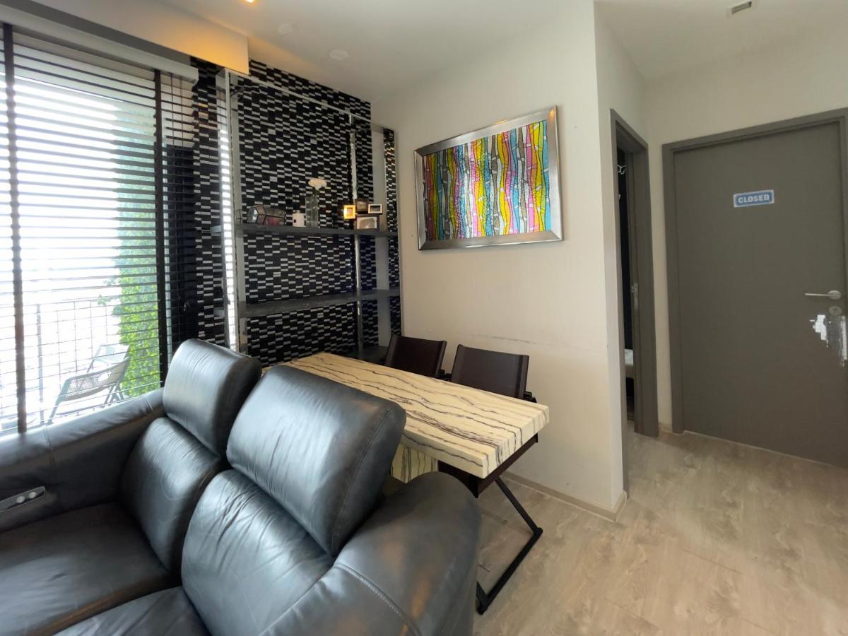 The Base Deluxe Kingsize Lejlighed Pattaya Eksteriør billede